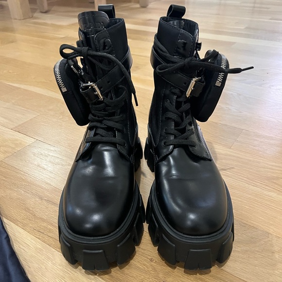 Prada 
Monolith leather and Re-Nylon boots with pouch - Picture 5 of 9